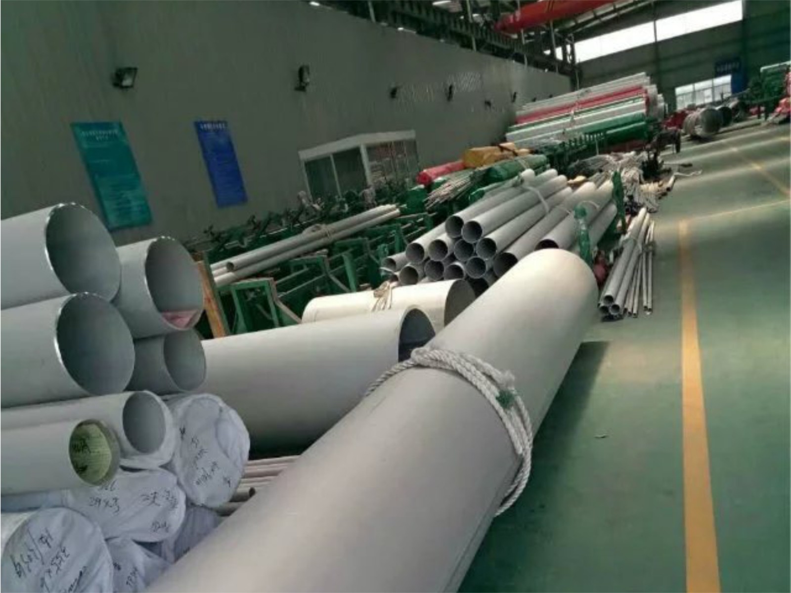温州不锈钢-成品仓库展示